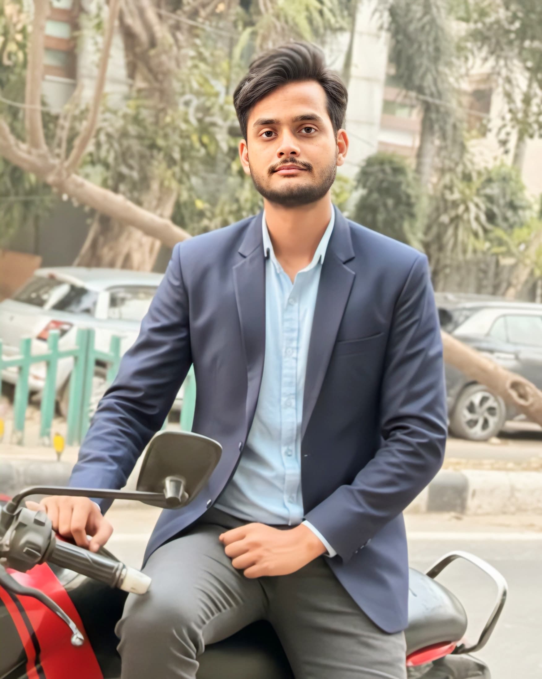 Priyanshu – Co-Founder & COO at Nivetix Agency